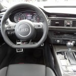 Das Cockpit eines 2013er Audi RS6 Avant