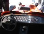 Das Cockpit des Caterham Seven