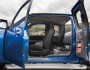 Überarbeiteter (2009) Mazda BT-50 mit geöffneten Türen