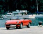 Roter Alfa Romeo Spider in der Frontansicht