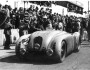 Sieger Jean-Pierre Wimille im Bugatti 57G Tank in Le Mans