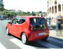 VW up! in rot mit 1.0-Liter-Benzinmotor