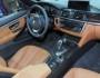 Der Innenraum des BMW 4er Cabrio mit Ledersitzen