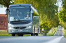 Reisebus Volvo 9900, Fahraufnahme, Frontansicht