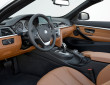 Innenraum des BMW 4er Cabrio mit Ledersitzen