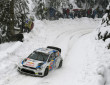 Der Volkswagen Polo WRC bei Rallye auf Schnee