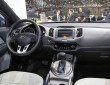 Der Innenraum des Kia Sportage Facelift 2014: Cockpit, Mittelkonsole, Lenkrad