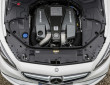 Der 585 PS starke V8-Motor unter der Haube des Mercedes-Benz S63 AMG Coupé