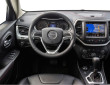 Das Cockpit des Jeep Cherokee in der Ausstattungsvariante Trail Hawk
