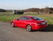 Die Heckansicht des Mercedes-Benz E 220 CDI Coupé (2014)