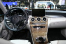 Das Cockpit des Mercedes-Benz C-Klasse T-Modell mit Touchpad