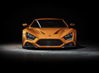 Supersportwagen Zenvo ST1 in Orange in der Frontansicht