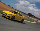 Audi TTS 2.0 TFSI Quattro in Gelb bei den tests auf einer Rennstrecke