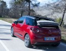 Rotes Citroen DS3 e-HDi 90 Automatic Cabriolet in der Heckansicht
