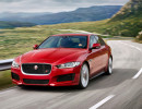 Jaguar XE Sportlimousine beim Fahrt