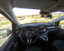 Das Cockpit des Mercedes-Benz V220 CDI