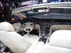 Bentley Grand Convertible mit weißen Ledersitzen