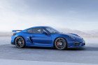 Porsche Cayman GT4 in Blau