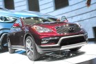 Infiniti QX50 auf New York Autoshow 2015