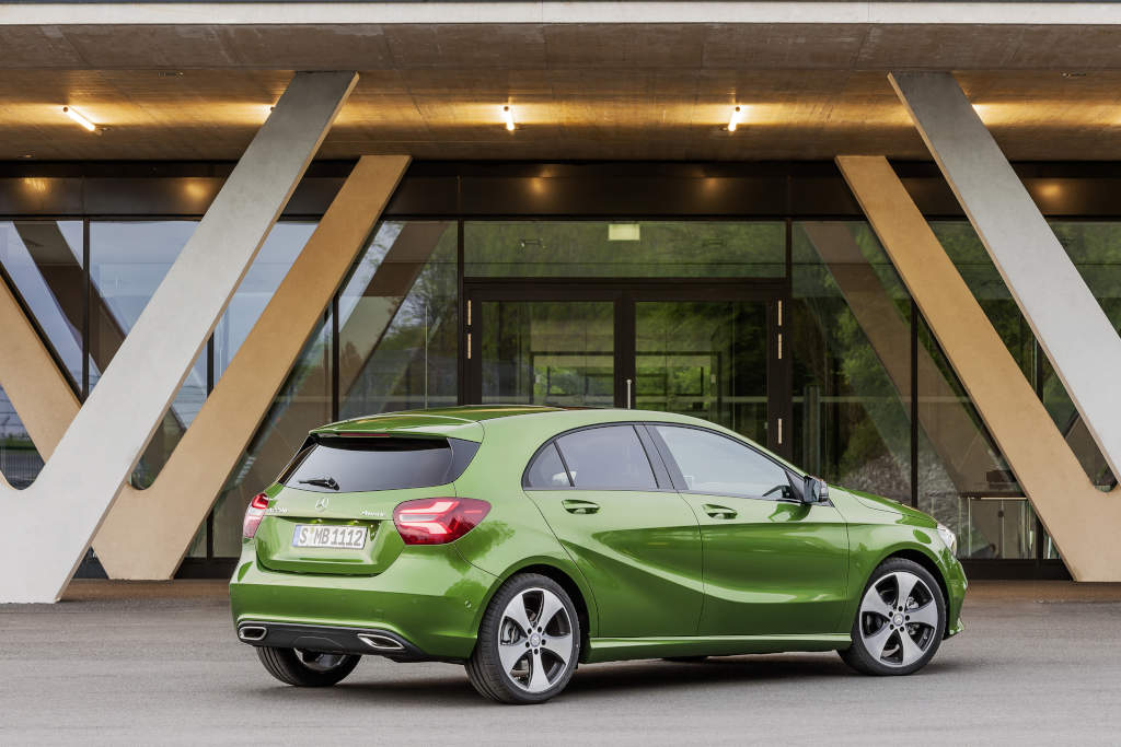 Mercedes Benz A Klasse Facelift 2016 Bilder Ausstattungen