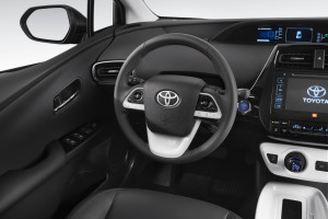 Toyota Prius 4. Generation, Cockpit
