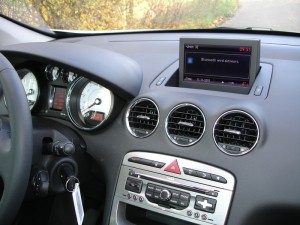 Navi im Peugeot 308 Active VTI 1,6