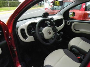 Hier nimmt der Fiat Panda Fahrer Platz