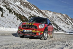 MINI Cooper S Countryman ALL4 im Winter