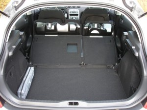 Hier ist Platz für das Gepäck - Peugeot 308 Active VTI 1,6