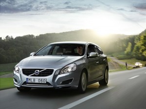 Der Volvo V60 Plug-in-Hybrid in Silber