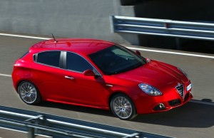 Der Alfa Romeo Guilietta TCT in der Farbe Rot