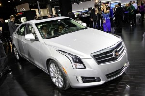 Cadillac ATS in der Farbe Silber in Detroit