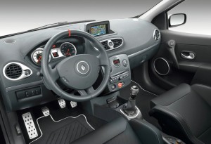 Das Cockpit des Renault Clio R.S. sport auto Edition