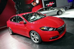 Der Dodge Dart in der Farbe Rot