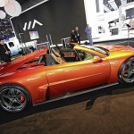 Supersportwagen Falcon F7 in der Seitenansicht