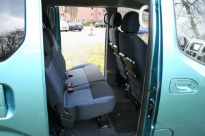 Nissan NV200 Evalia dci90 - Die Sitze im Fond