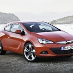 Opel Astra GTC in Rot 2012
