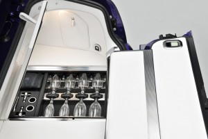 Gläser bereit: Rolls-Royce Phantom Drophead Coupe
