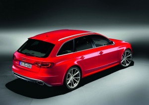 Der neue Audi RS 4 Avantkommt mit 450 PS