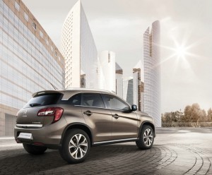 Der Citroen C4 Aircross in der Heck und Seitenansicht