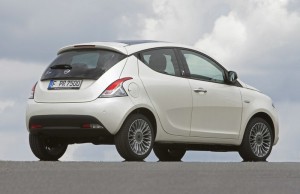Der Lancia Ypsilon in der Heckansicht