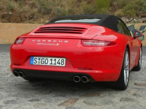 Das breite Heck des neuen Porsche 911 Carrera Cabrio