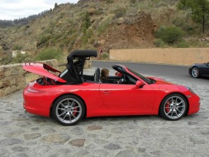 Porsche 911 Carrera Cabrio - Der Verdeck schließt sich