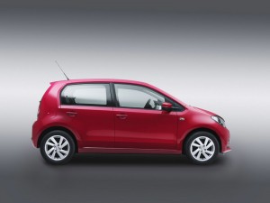 Der Seat Mii als Fünftürer in der Seitenansicht in der Farbe Rot