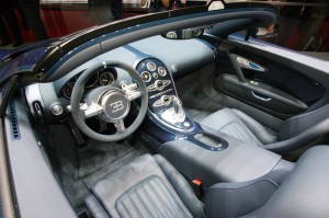 Das Cockpit des Bugatti Veyron 16.4 Grand Sport Vitesse