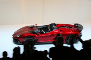 Lamborghini präsentiert den Aventador J auf der Genfer Messe