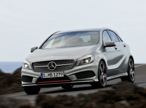 Die Frontansicht des AMG-Modells Mercedes-Benz A-Klasse Sport