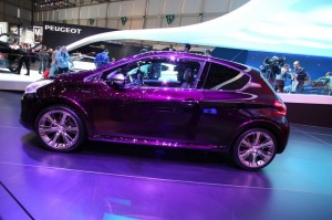 Peugeot 208 XY Concept auf dem Genfer Automobilsalon 2012