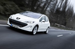 2012-er Peugeot 308 GTi in Weiss Lackierung