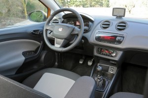 Das Cockpit des SEAT Ibiza der neusten Generation